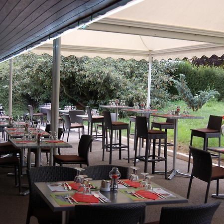 Logis Hotel Lons-Le-Saunier - Restaurant Le Grill Restaurang bild